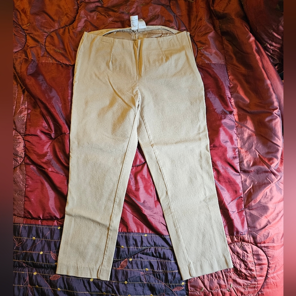 Time and Tru mid rise skinny khakis women's 10
